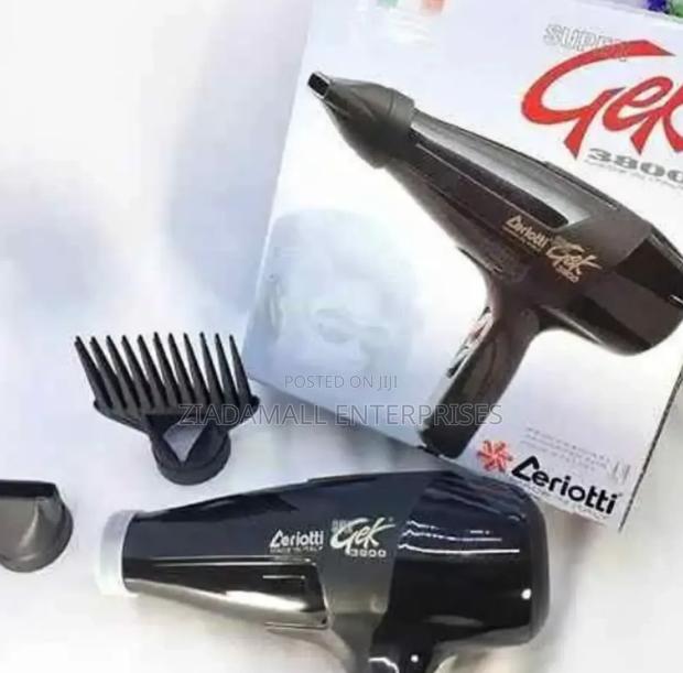Maximum Power for Salon-Level Styling – 3800w Gek Zerriott Blow Dry