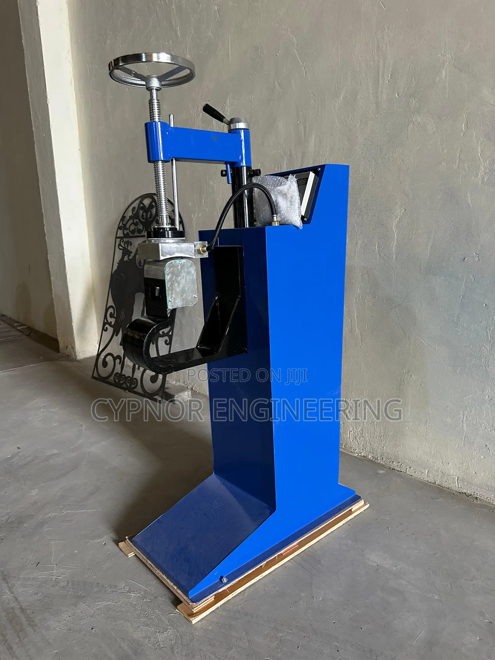 Tire Vulcanizing Machine
