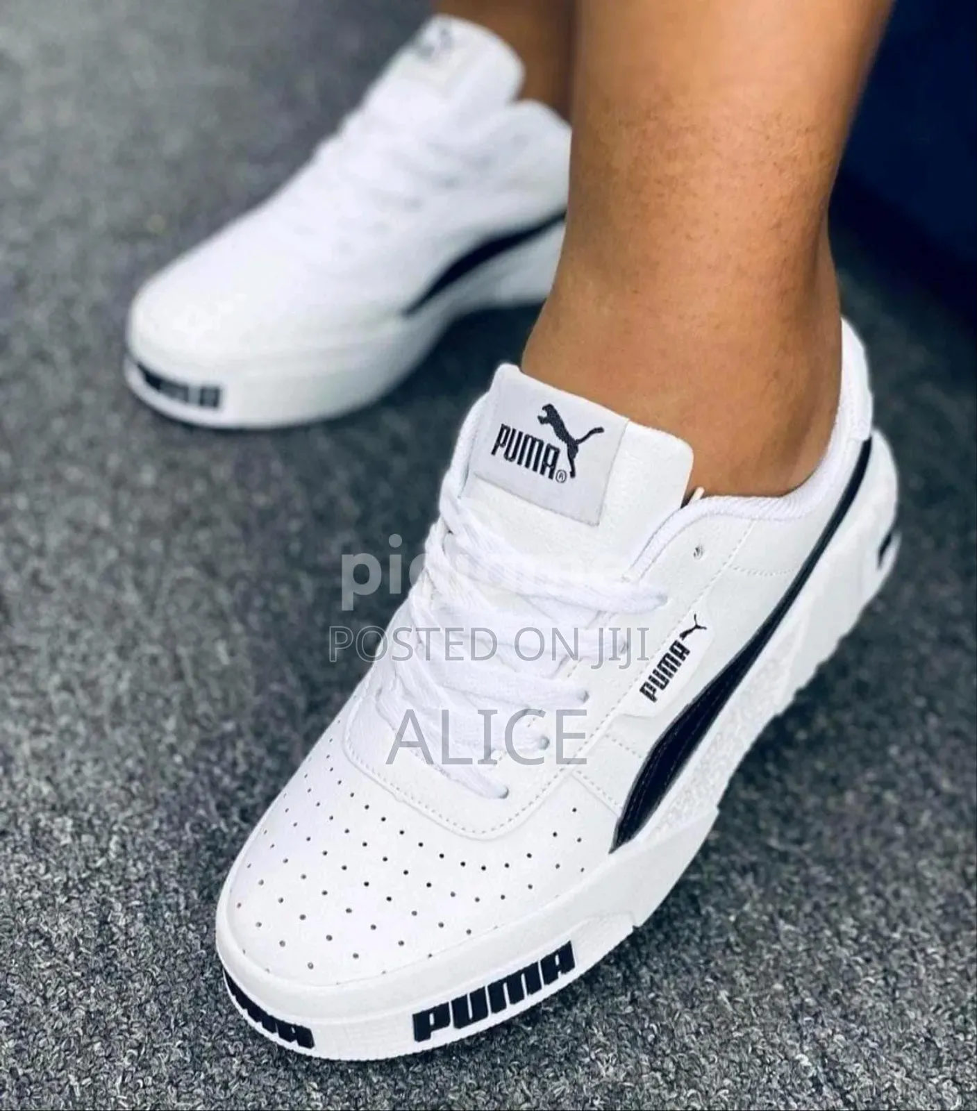 Puma Sneakers
