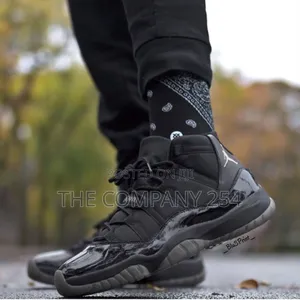 Quality Leather Unisex Black Jordan 11 Sneaker Shoes