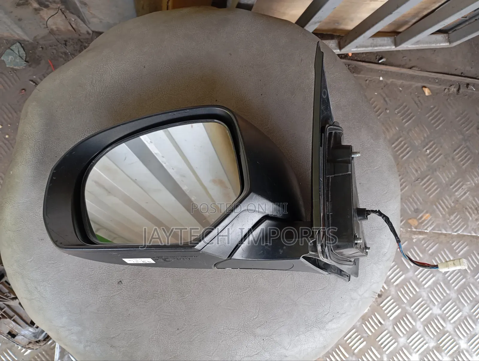 Swift 2014 Sidemirror LHS