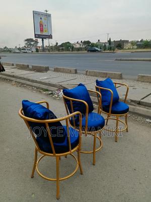 Manicure Blue Seats - main view