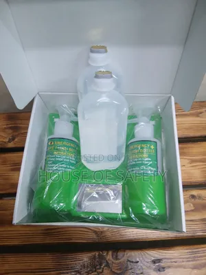 Clear Eye Wash Station Mountable