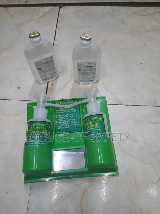 Clear Eye Wash Station Mountable - thumbnail 3