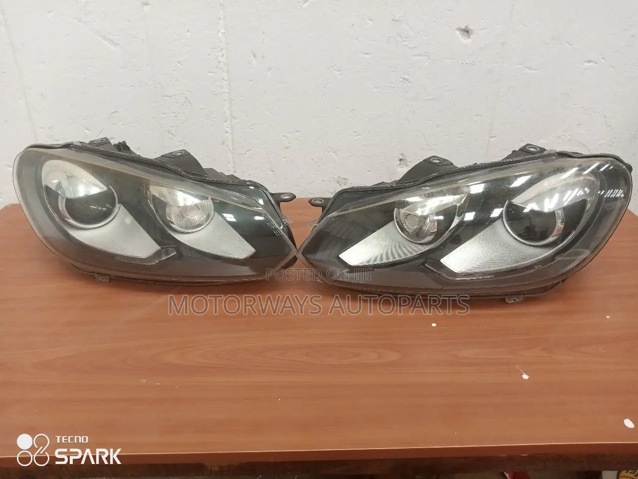 Volkswagen Golf Mk6 Xenon Headlights