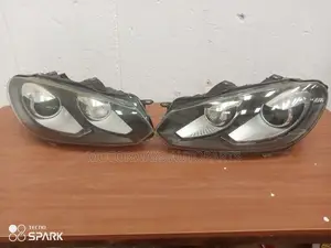 Volkswagen Golf Mk6 Xenon Headlights