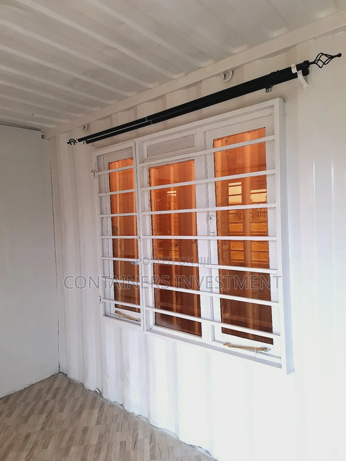 20ft Container Storage and Farm Manager Accomodation Unit.