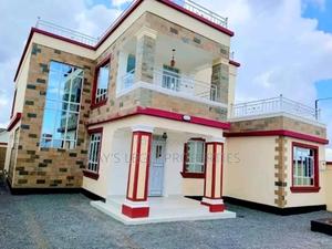 4bdrm Maisonette in Tola Estate Mangu, Thika for sale