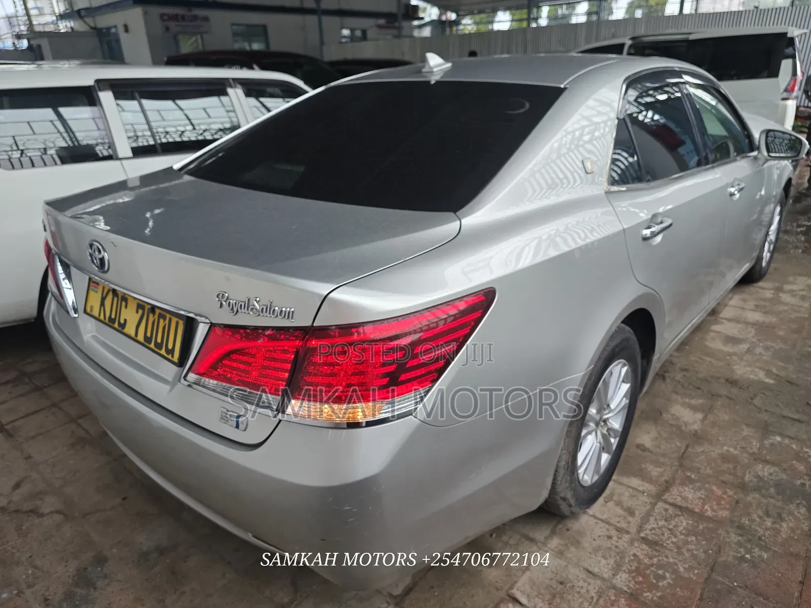 Toyota Crown 2015 Gray