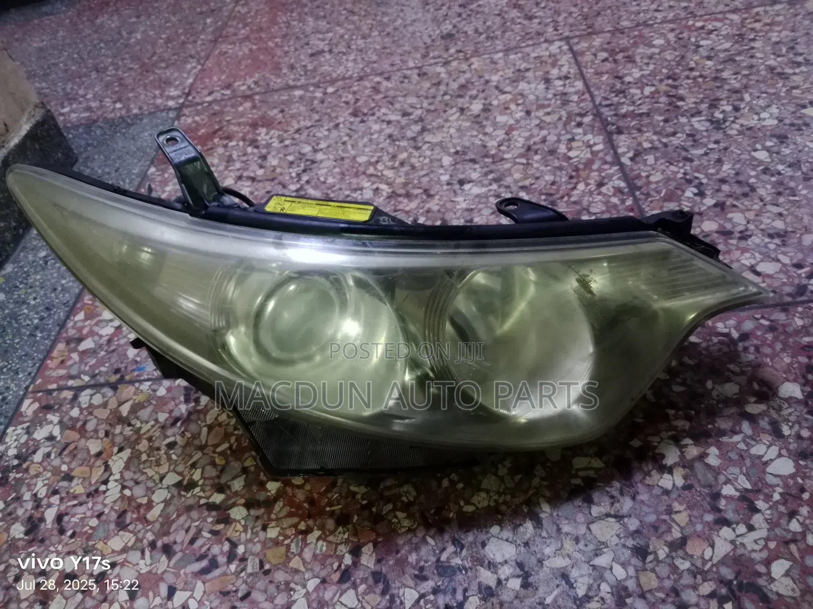Toyota Estima Xenon Headlight