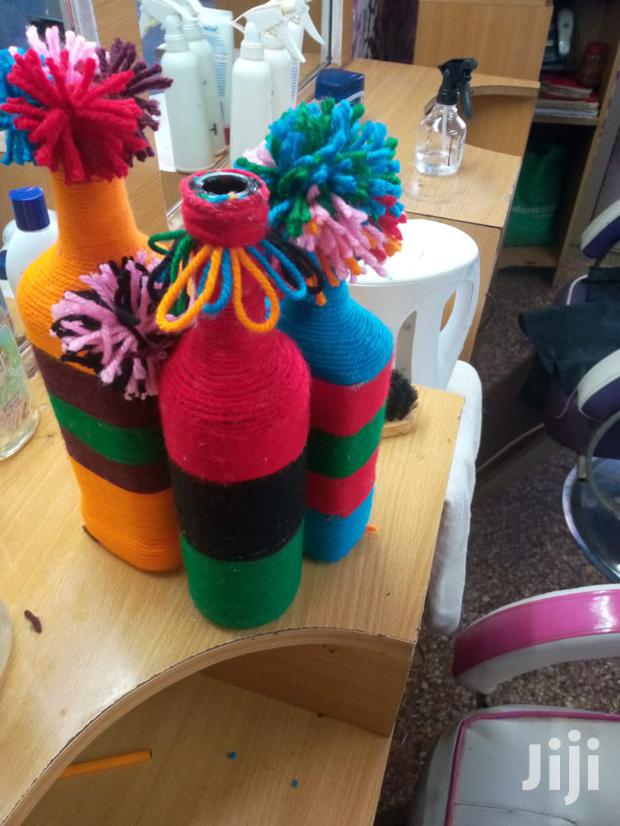 Hand Made Flower Vase - thumbnail 3