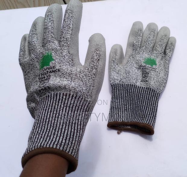 Anti- Cut Gloves - main view