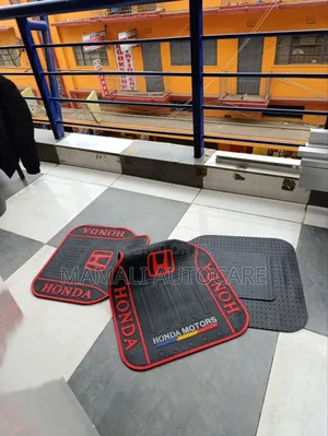 Honda Branded Rubber Car Floor Mat Heavy-Duty Waterproof/Car Floor Mat