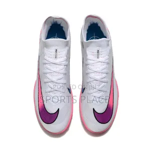 Nike Dynamic Mercurial Astro Turf Football Trainers.