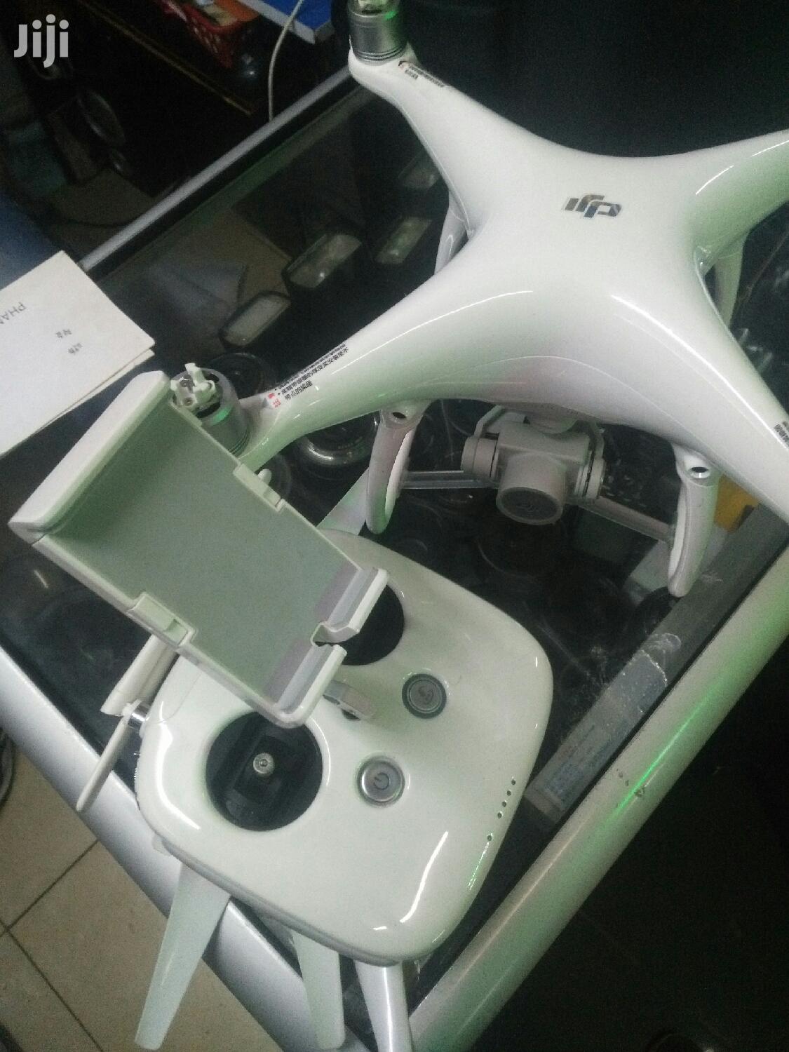 Dji Phantom 4 Drone