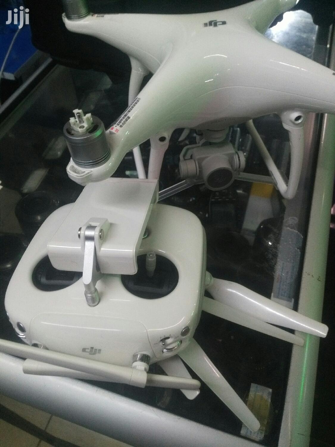 Dji Phantom 4 Drone
