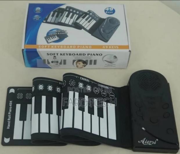 Foldable Piano - main view