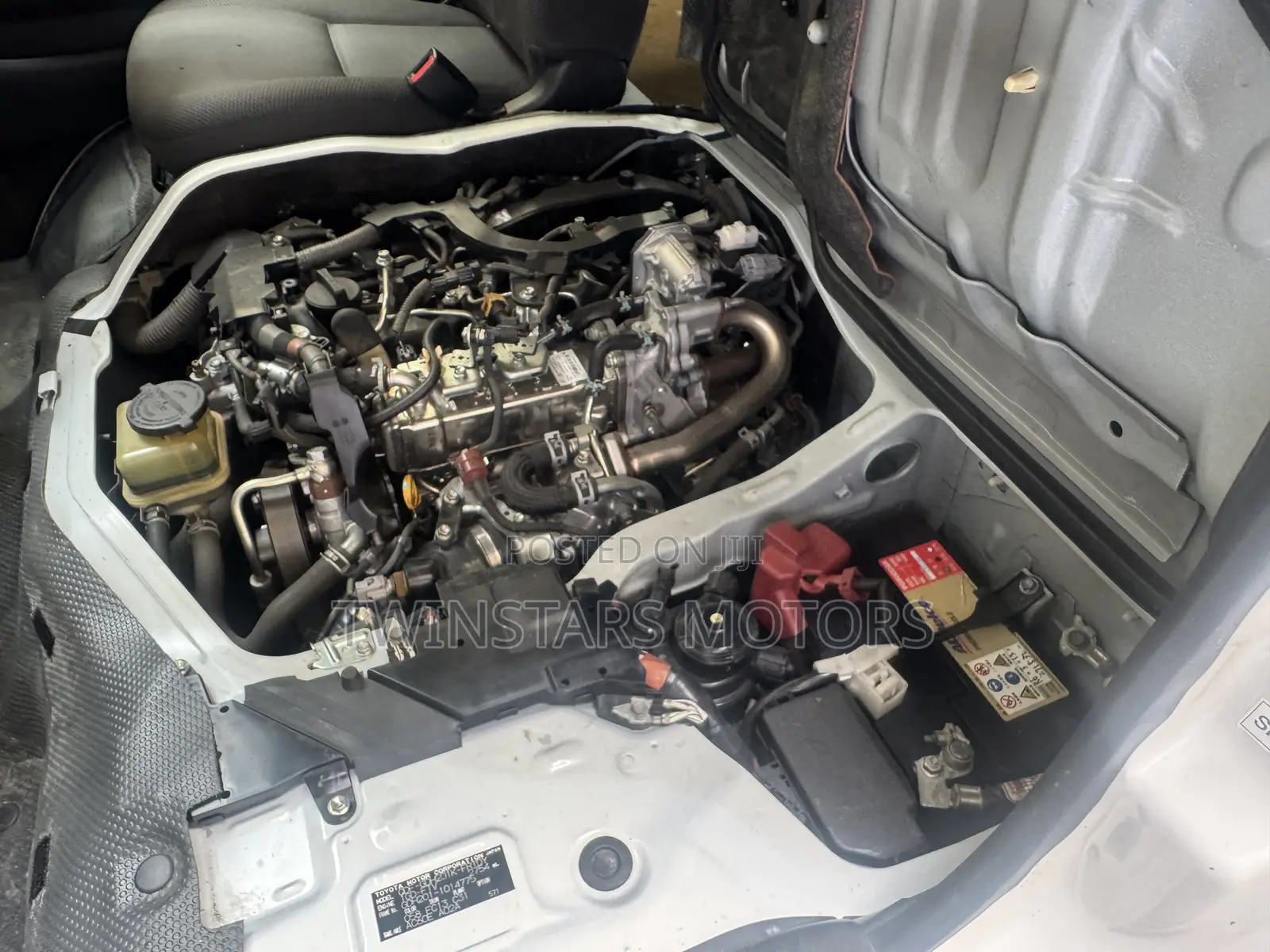 Toyota Regius 2019 White