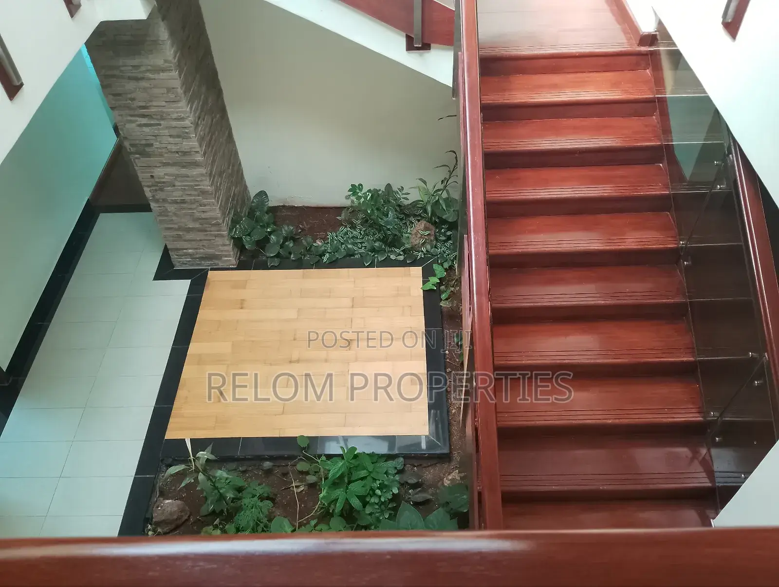 5bdrm Villa in Karen for rent