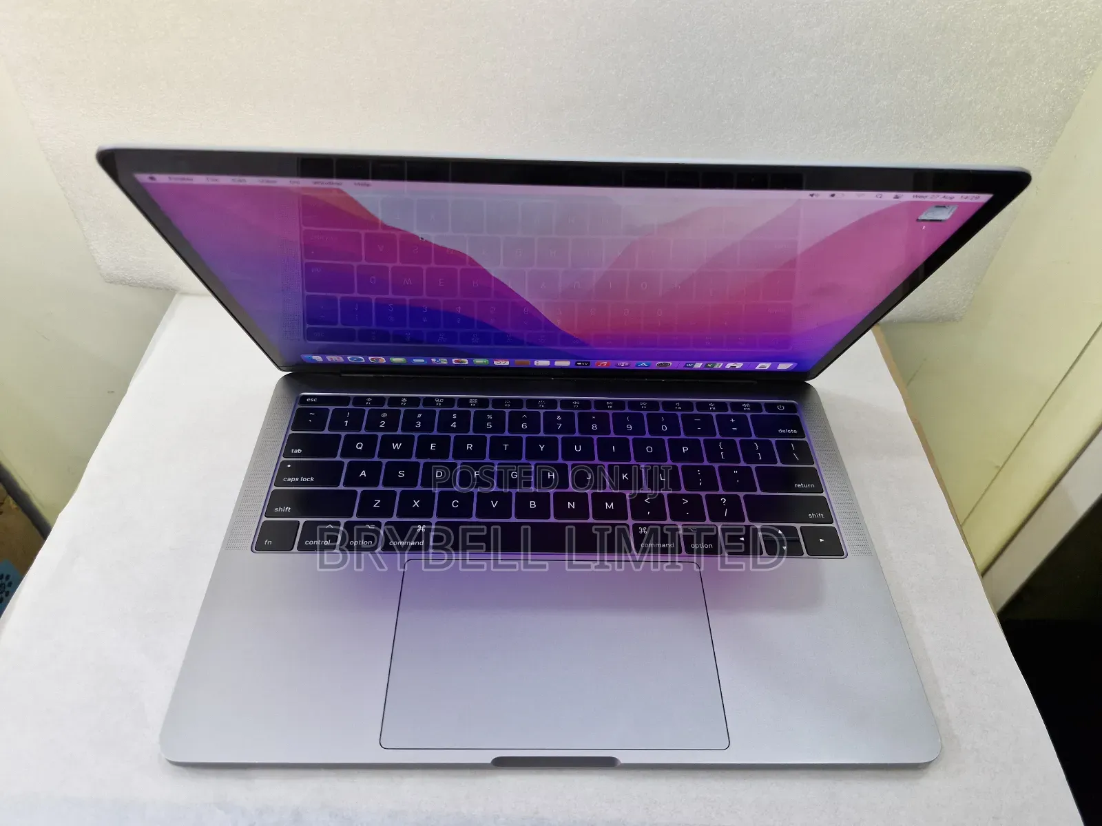 Laptop Apple MacBook Pro 2016 8GB Intel Core I5 SSD 256GB