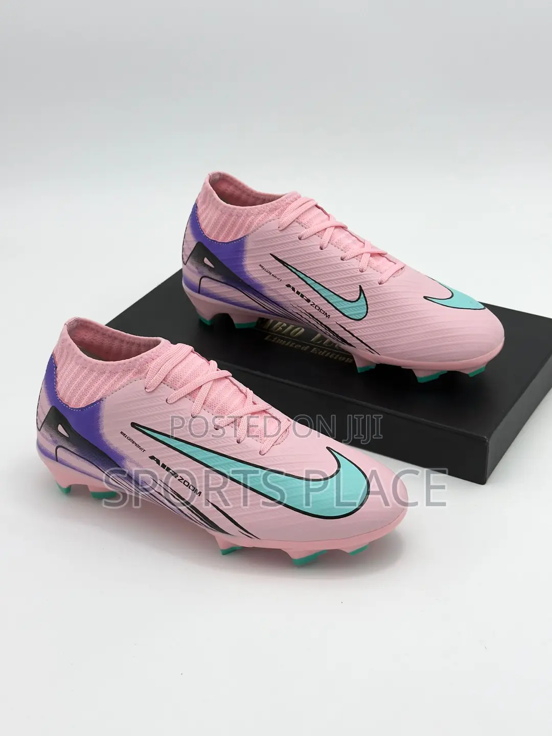 Sleek Superfly Nike Elite Zoom Football Boots Mercurial