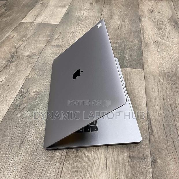 Laptop Apple MacBook Pro 2019 16GB Intel Core I7 SSD 512GB - thumbnail 4