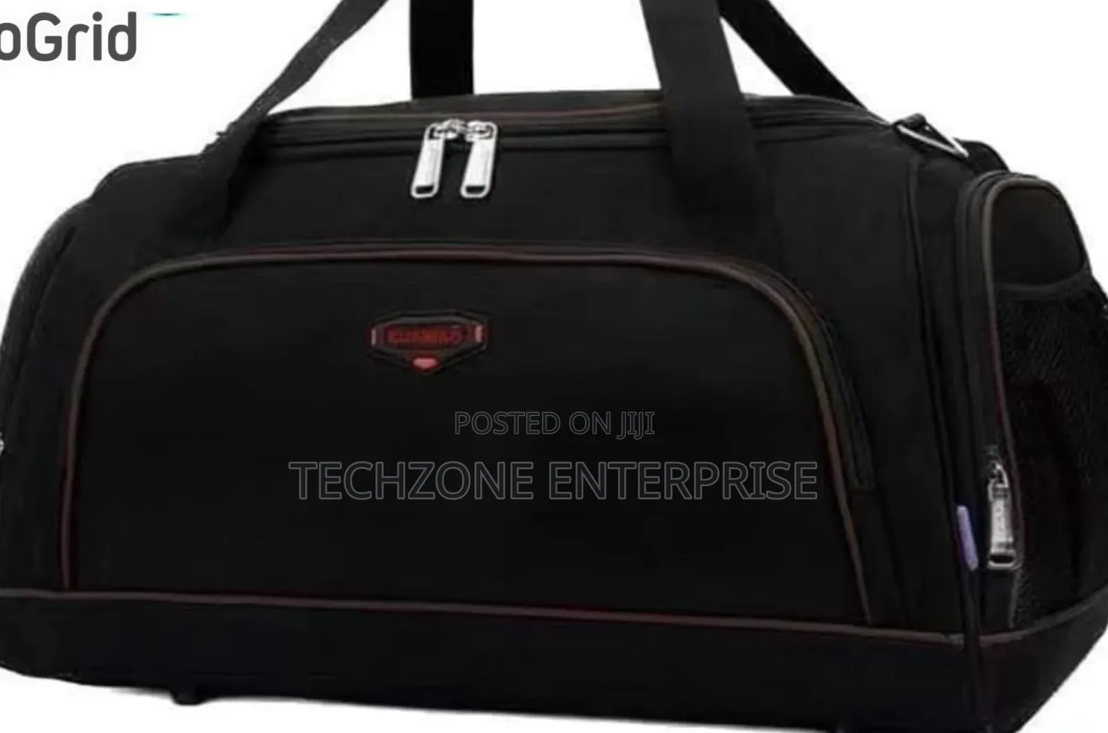 Classic Traveling Bag With Handle 