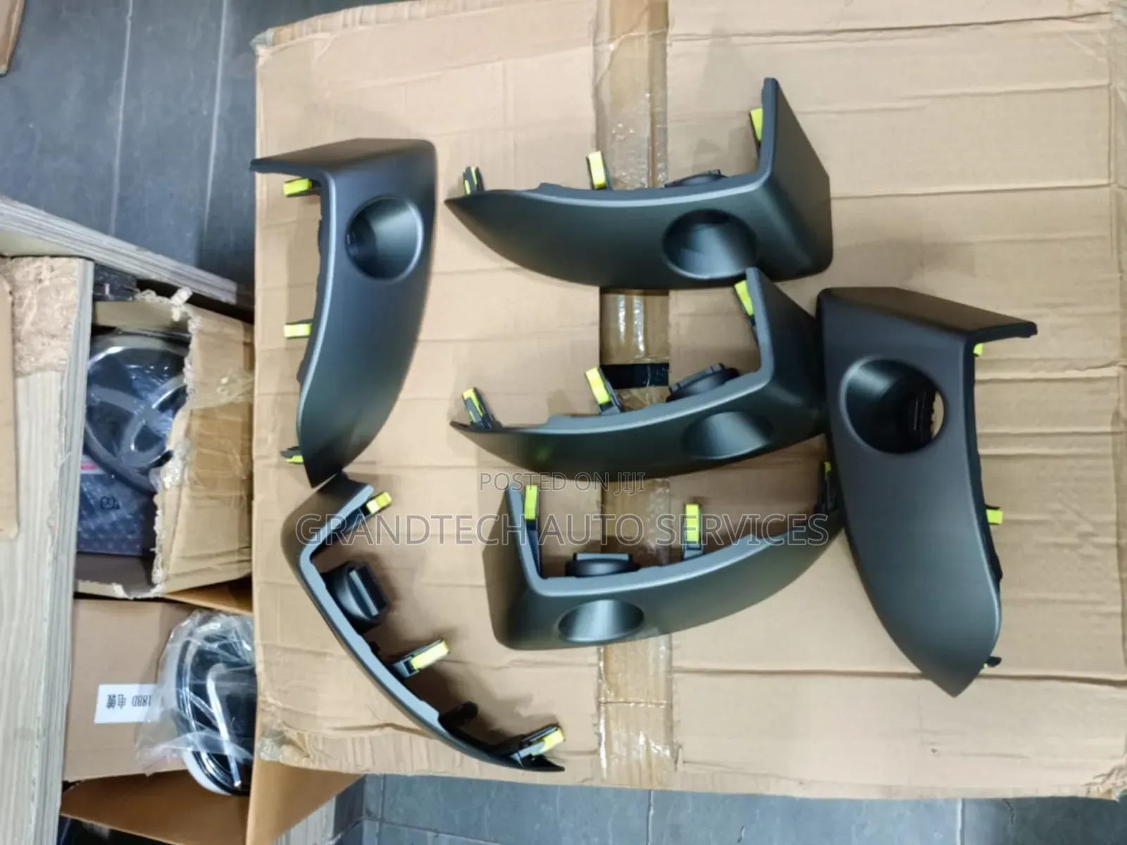 Rav4  / Vanguard  Dashboard  Covers.