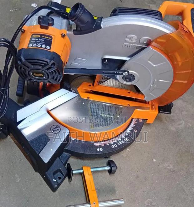 2200 Watts Dera Miter Saw/Miter Saw 2200 Watts