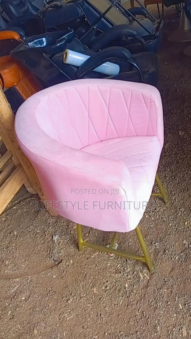 Fancy Nail Seat - main view