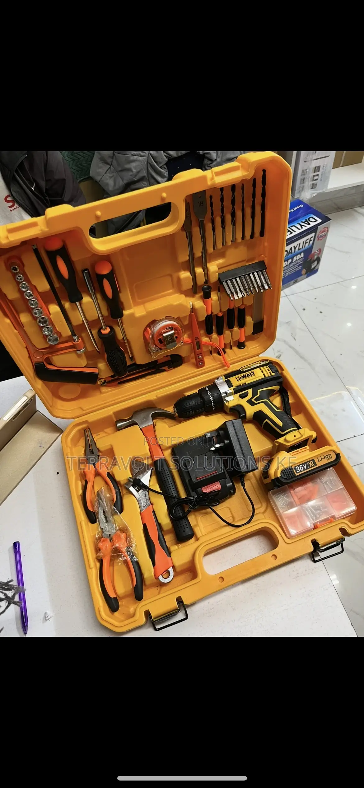 Dewalt Cordless Drill and Tool Kit