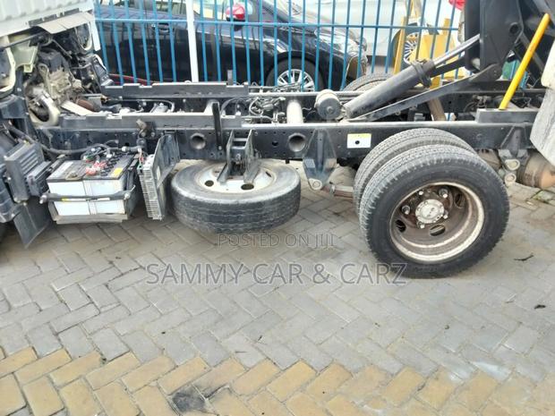 Mitsubishi Fuso - thumbnail 4