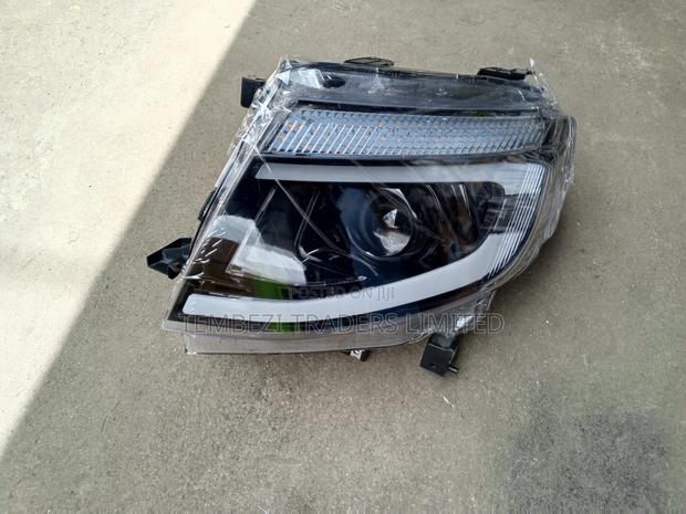 Aftermarket Headlamp/Headlight Ford Ranger - thumbnail 2