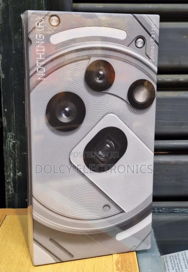 New Nothing Phone 3a Pro 256 GB White - thumbnail 2