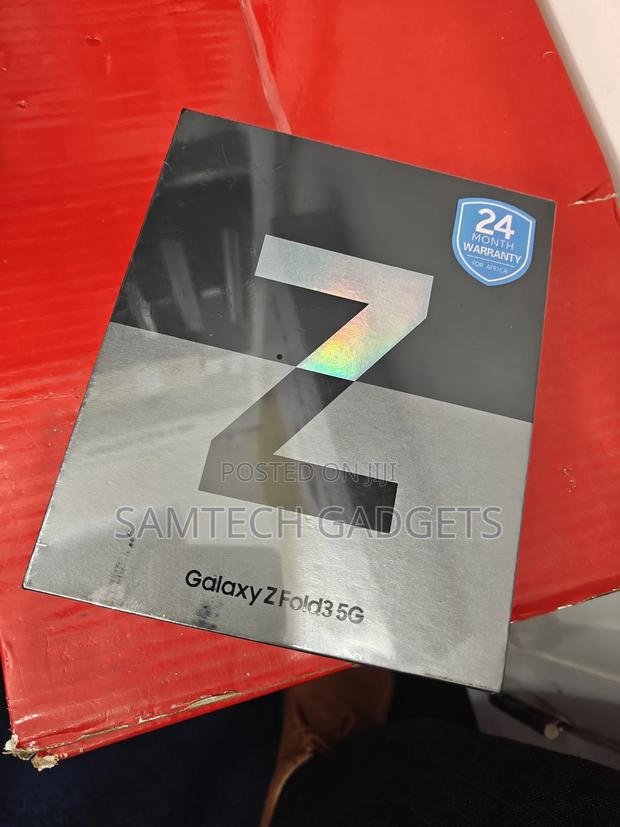 New Samsung Galaxy Z Fold 3 512 GB Blue - main view