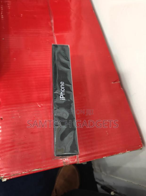 New Apple iPhone 12 Pro Max 256 GB Blue - thumbnail 2