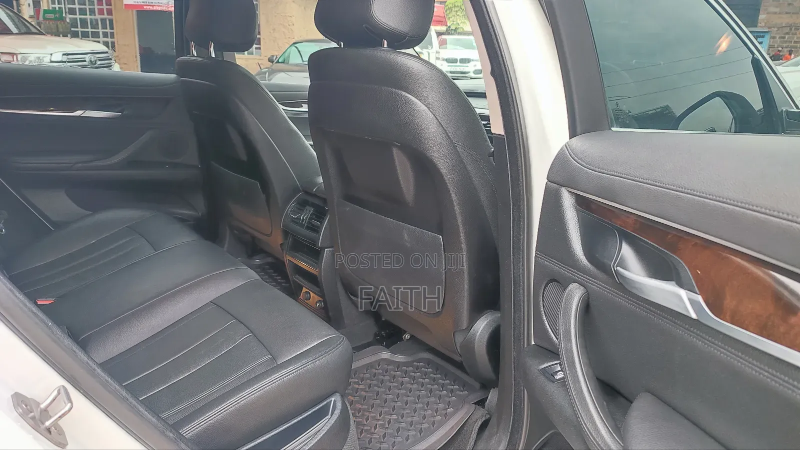 BMW X6 xDrive35i 4dr SUV AWD (3.0L 6cyl Turbo 8A) 2015 Pearl