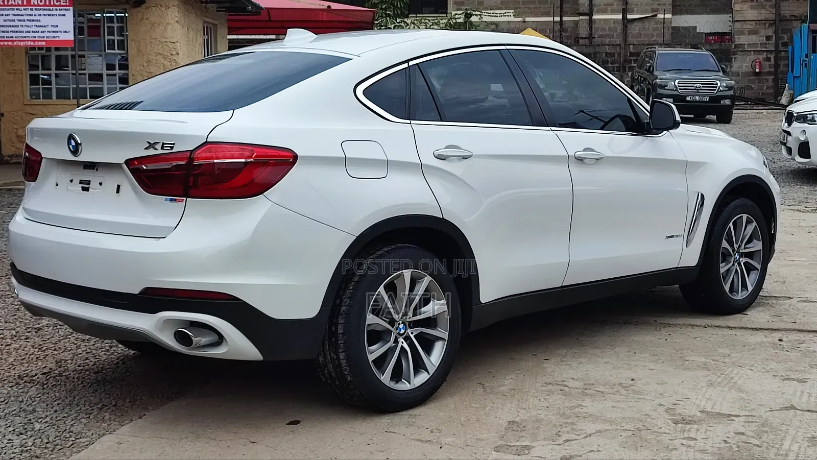 BMW X6 xDrive35i 4dr SUV AWD (3.0L 6cyl Turbo 8A) 2015 Pearl