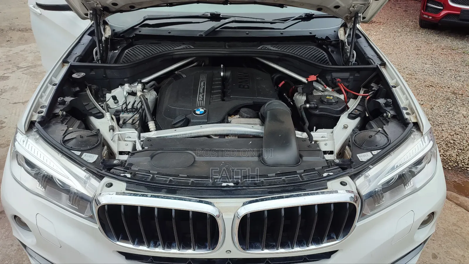 BMW X6 xDrive35i 4dr SUV AWD (3.0L 6cyl Turbo 8A) 2015 Pearl
