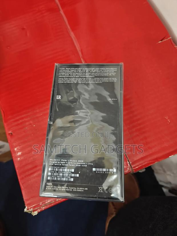 New Apple iPhone 12 Pro 256 GB Gold - thumbnail 4