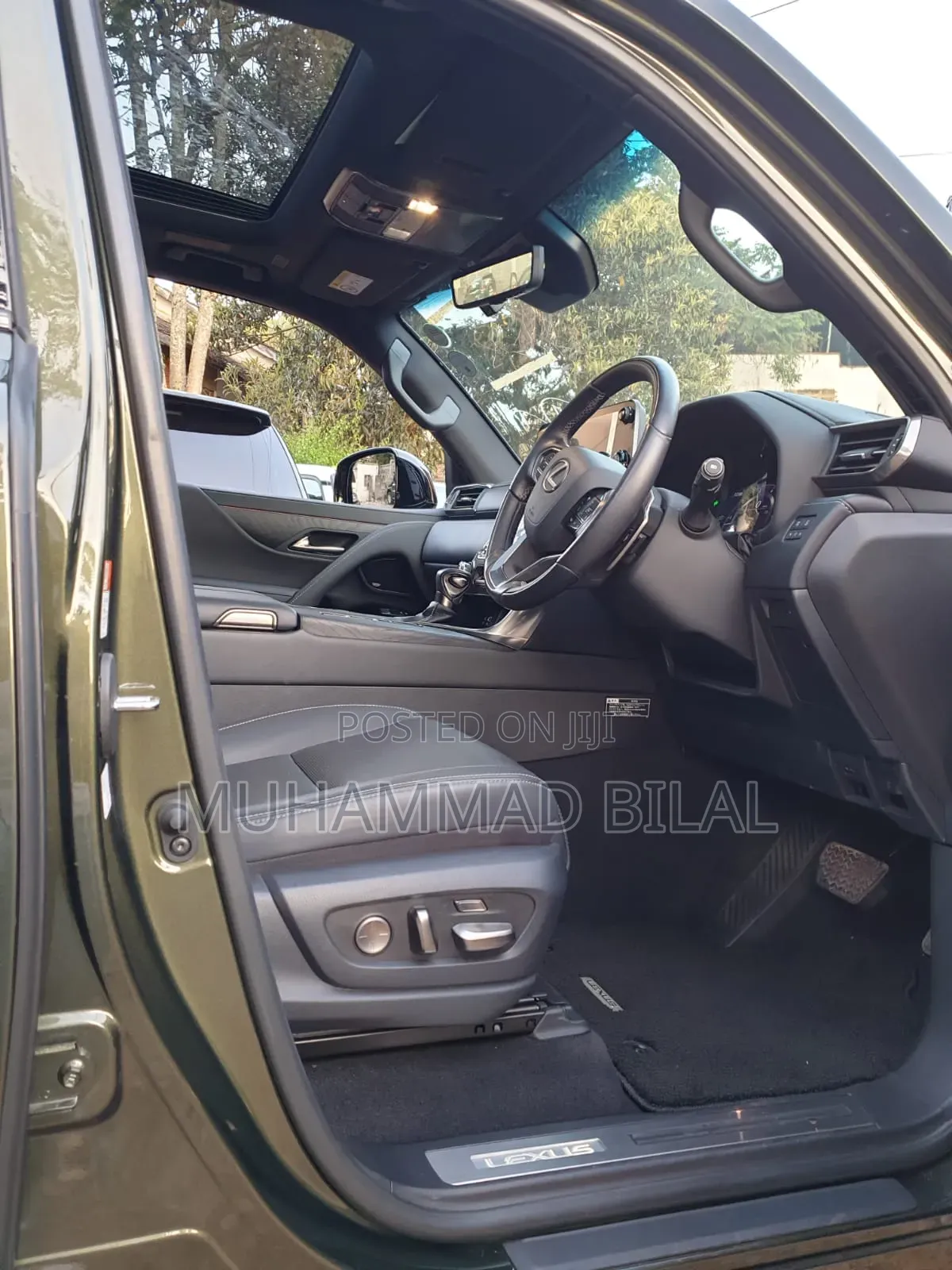 Lexus LX 2022 Green