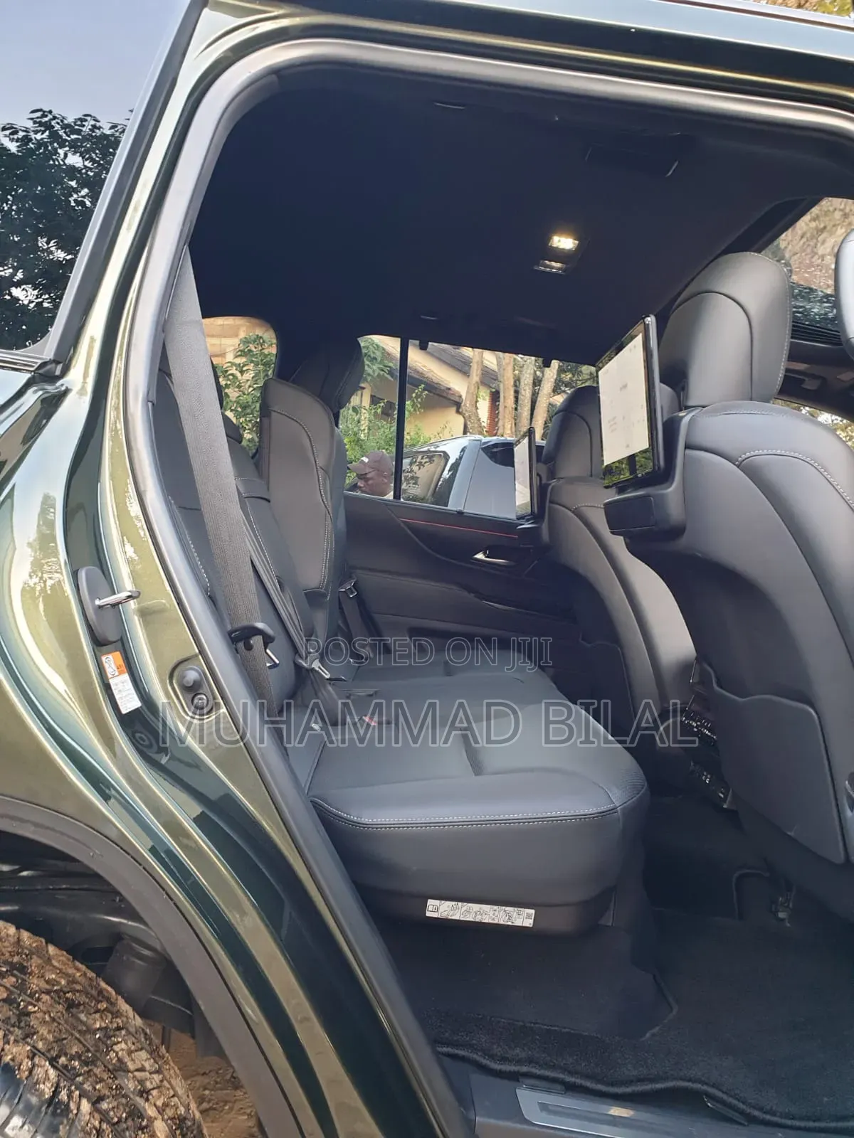 Lexus LX 2022 Green