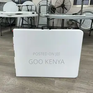 Foldable Table; Outdoor Plastic Folding Dining Table