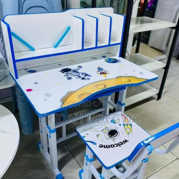 High Quality Elegant Kids Study Table - main view