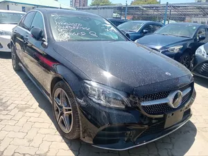 Mercedes-Benz C200 2019 Black