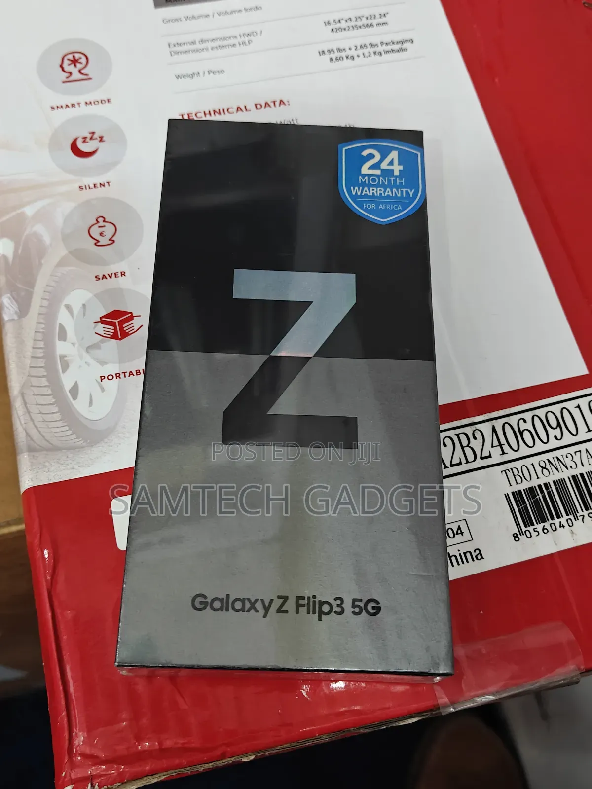 New Samsung Galaxy Z Flip3 5G 256 GB Black