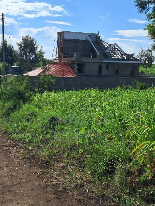 Selling 50*100 Plots at Kenol Kabati - main view