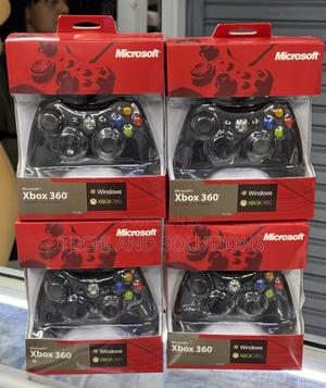 Unused Xbox 360 Wired Controllers - thumbnail 2