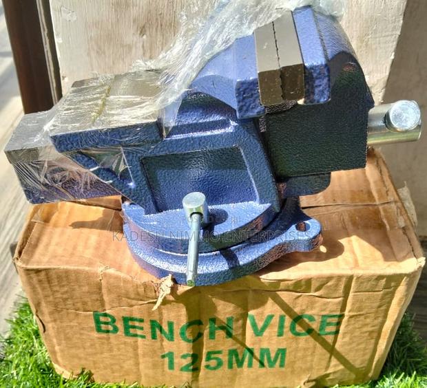 Bench Vice 5 Inch - main view