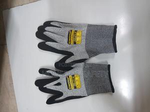 Cut Resistant - thumbnail 2